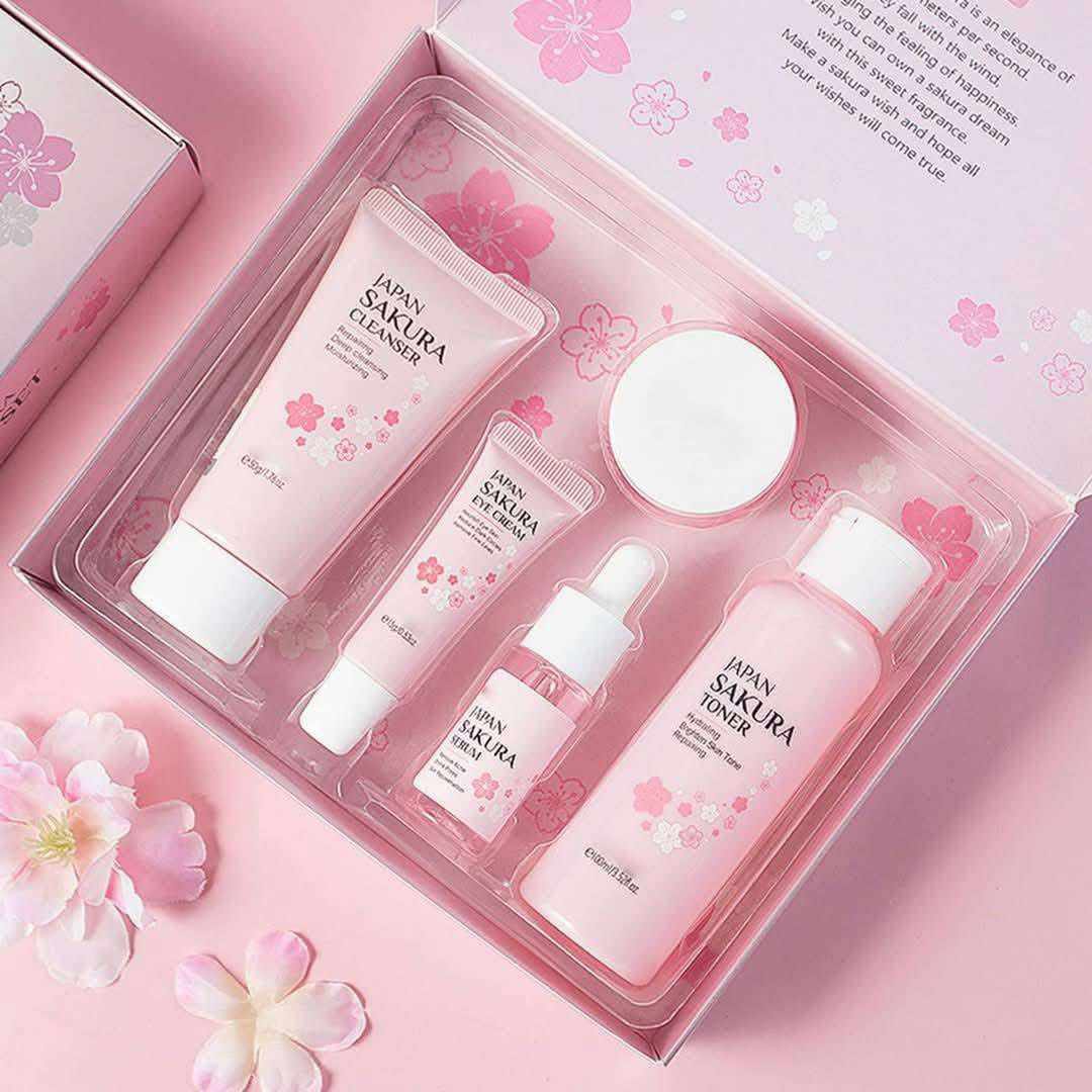 WhatsApp-Image-2025-01-12-at-17.07.40_9d0d8397-1.jpg Laikou Japan Sakura Skincare Set – 5 Pcs - Image 6
